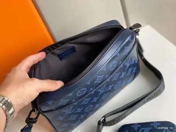 WIS VUITTON LOUIS DUO MESSENGER 0528